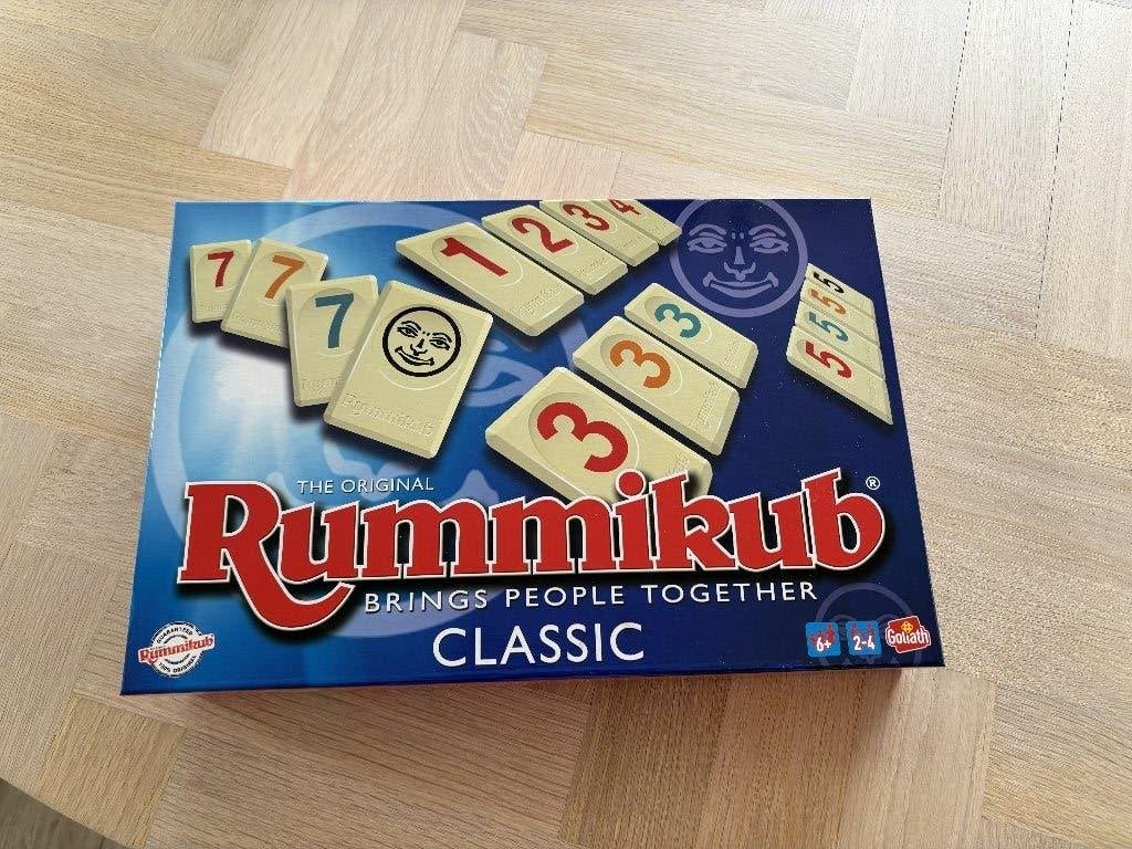 Rummikub Classic Bordspel  Nieuwstaat, Ophalen of Verzenden, Zo goed als nieuw