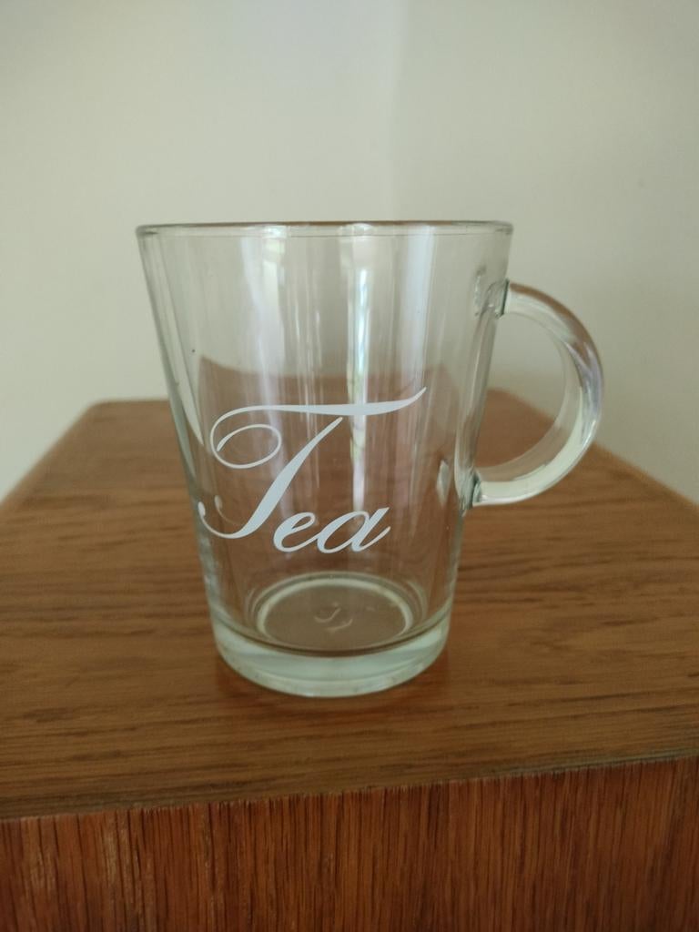 1 theeglas, Ophalen of Verzenden, Zo goed als nieuw, Overige typen