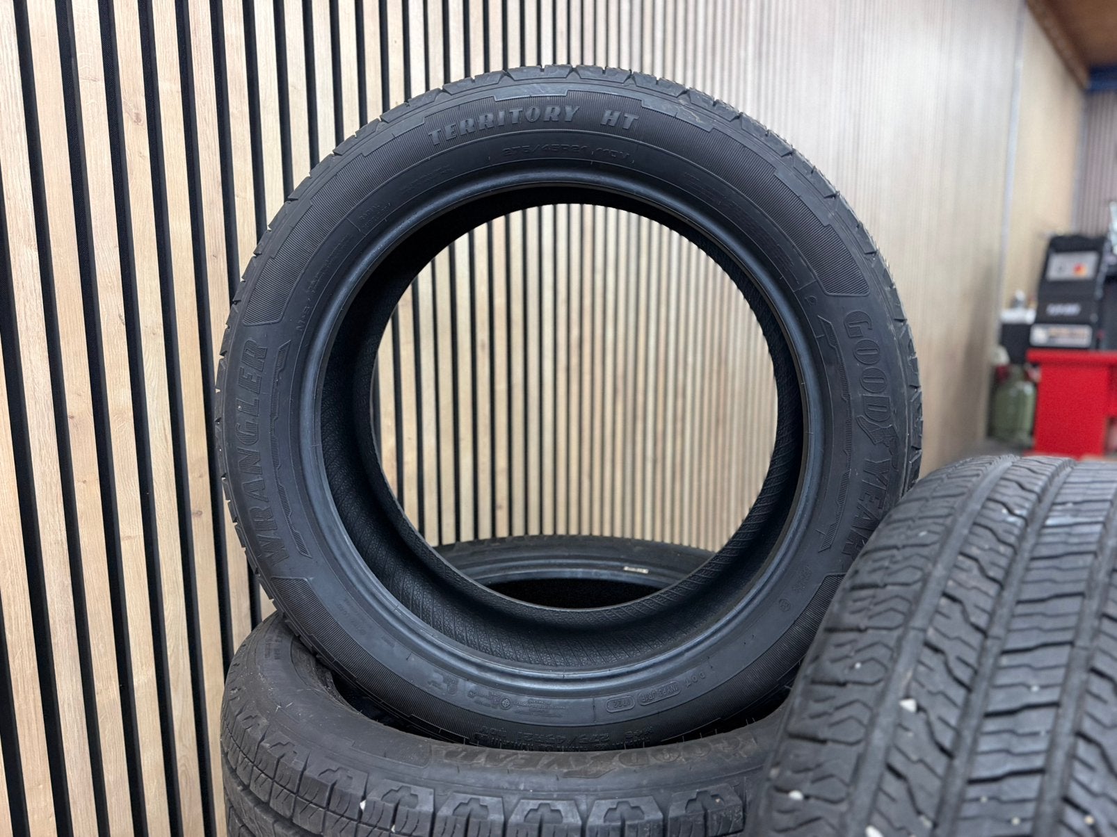 4x 275/45/21 Goodyear M+S Banden 7.2mm Incl. Montage ZGAN, Ophalen, 275 mm, Banden en Velgen, 21 inch