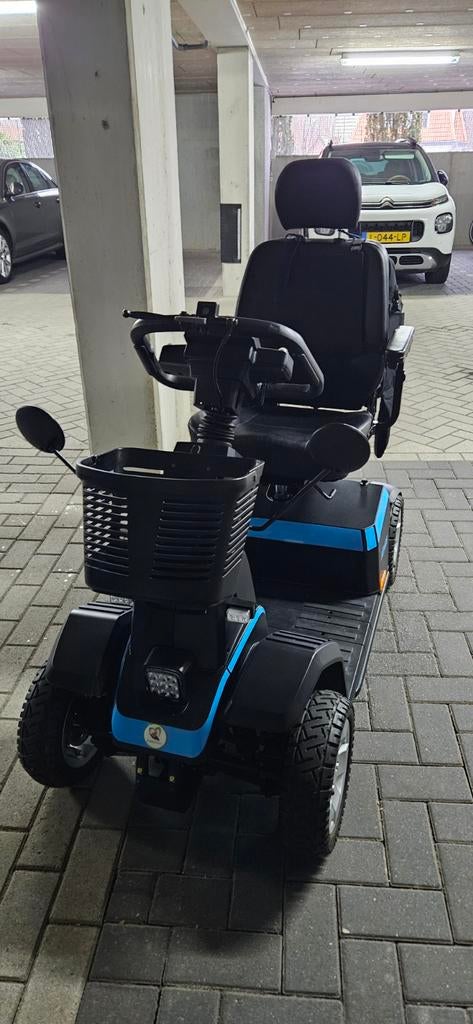 Nieuwe Pride Atmos scootmobiel (garantie) - full size model, Ophalen, Zo goed als nieuw, Elektrische rolstoel