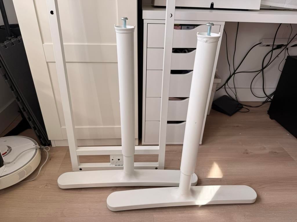 Onderstelsel bureau ikea Bekant, Ophalen, In hoogte verstelbaar, Gebruikt