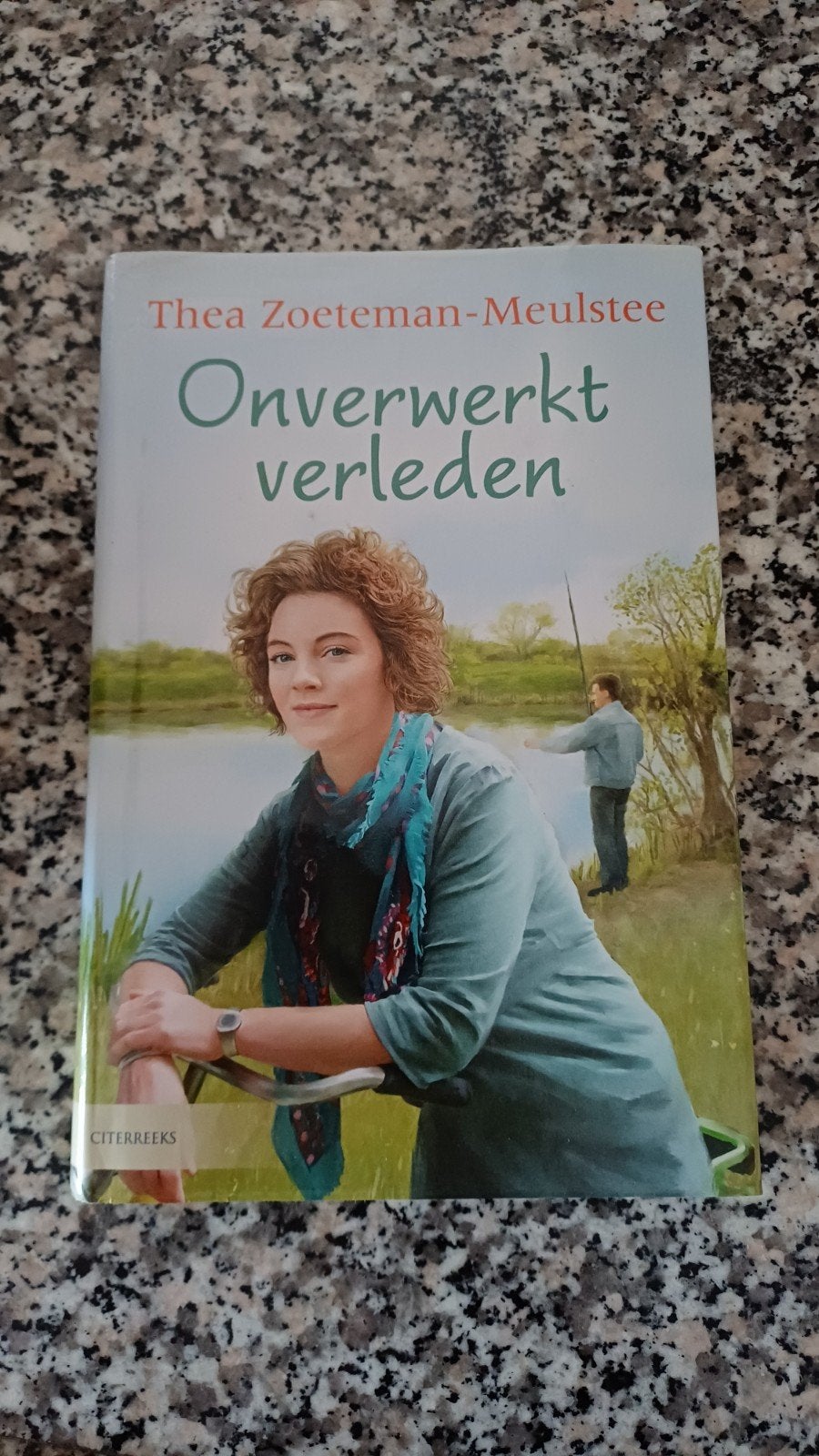 Onverwerkt Verleden - Thea Zoeteman-Meulstee (gesigneerd), Boeken, Ophalen of Verzenden, Gelezen, Thea Zoeteman-Meulstee, Nederland