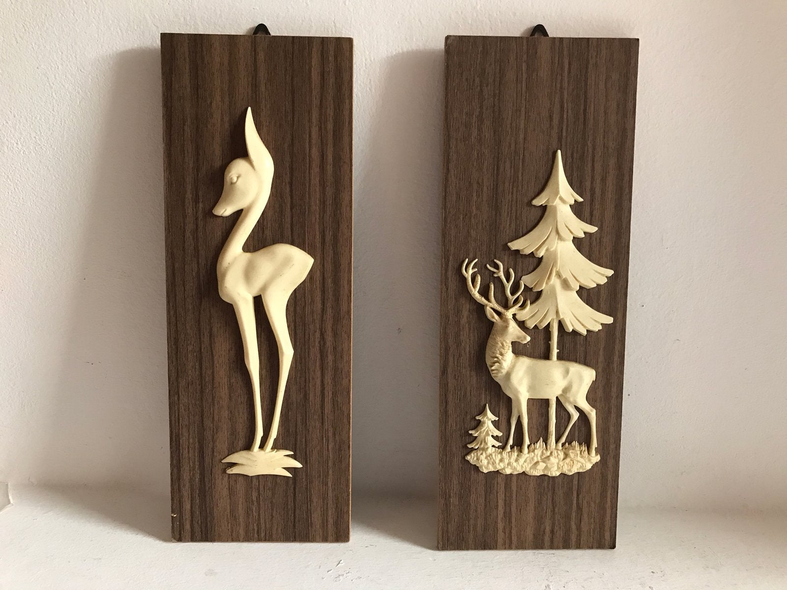 Wanddecoratie relief Bambi en hert vintage op teakhout, Ophalen of Verzenden, Huis en Inrichting