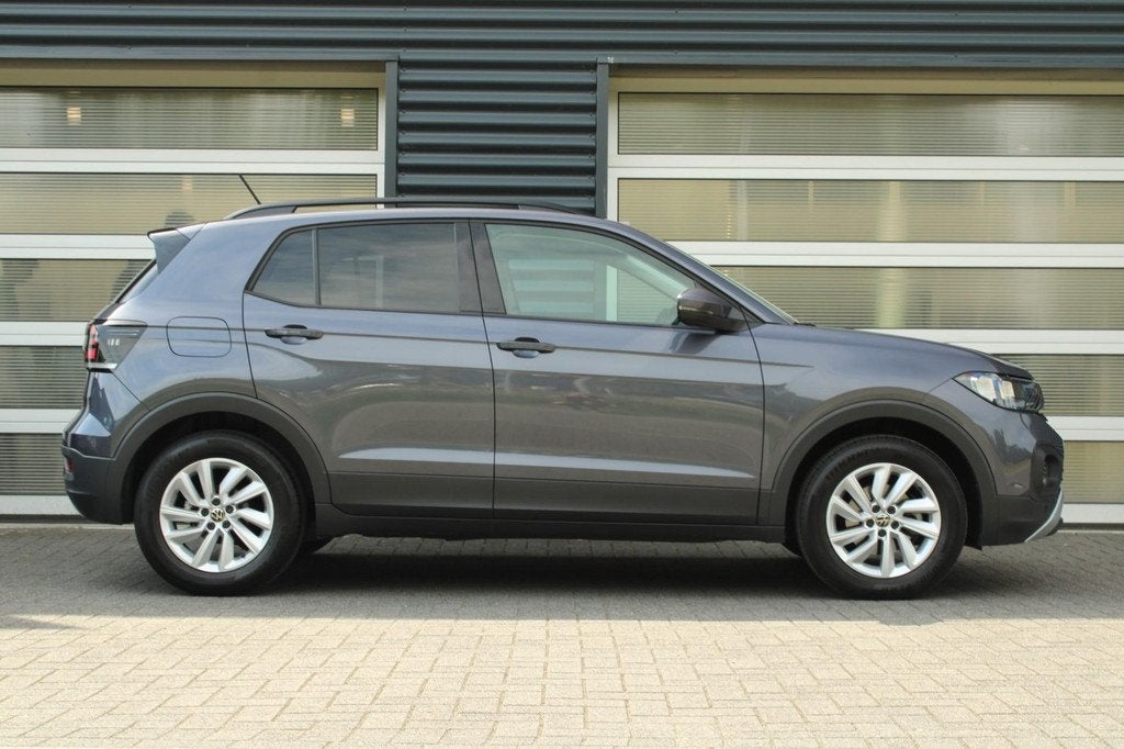 Volkswagen T-Cross 1.0 TSI 110pk DSG Life | Trekhaak | Adapt, Auto's, Volkswagen, 12 maanden, Gebruikt, Bedrijf, 3 cilinders