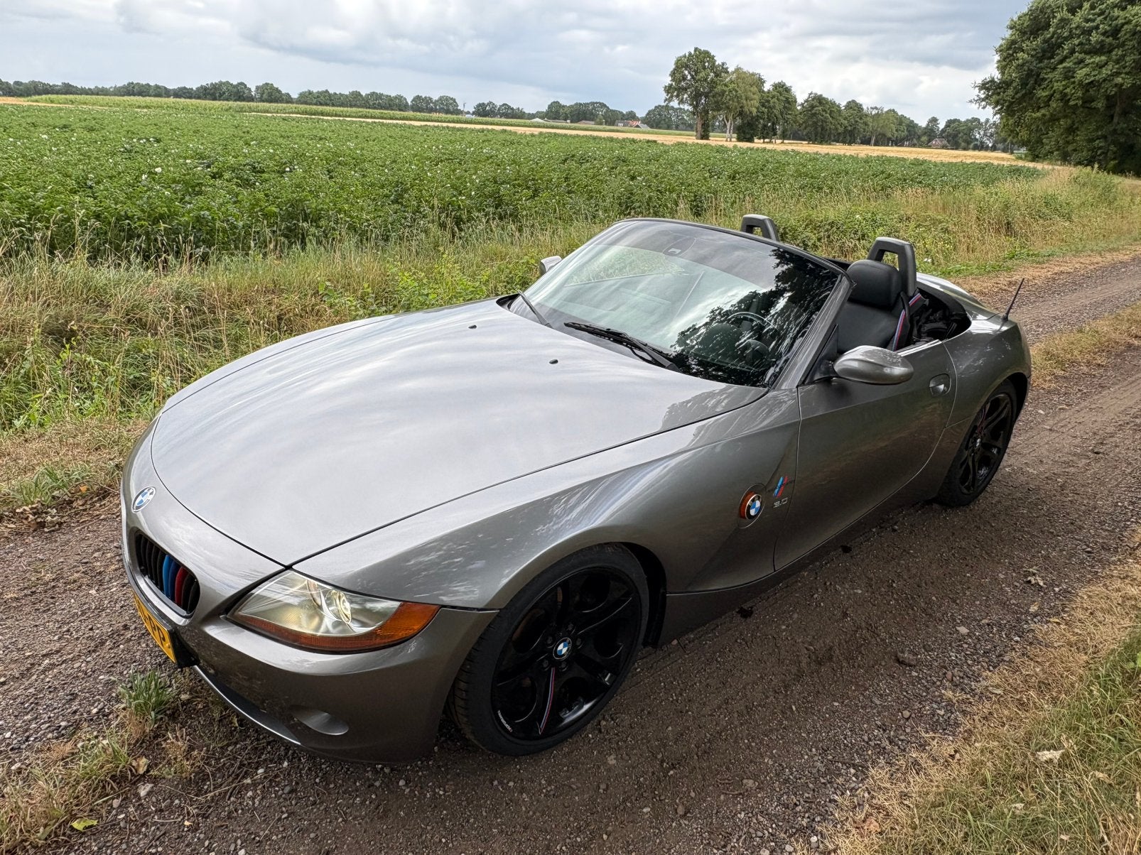 BMW 2004 3.0 M54 aut. Grijs 68.000km Inr. Oldtimer mogelijk., Automaat, Achterwielaandrijving, Zwart, Sound system