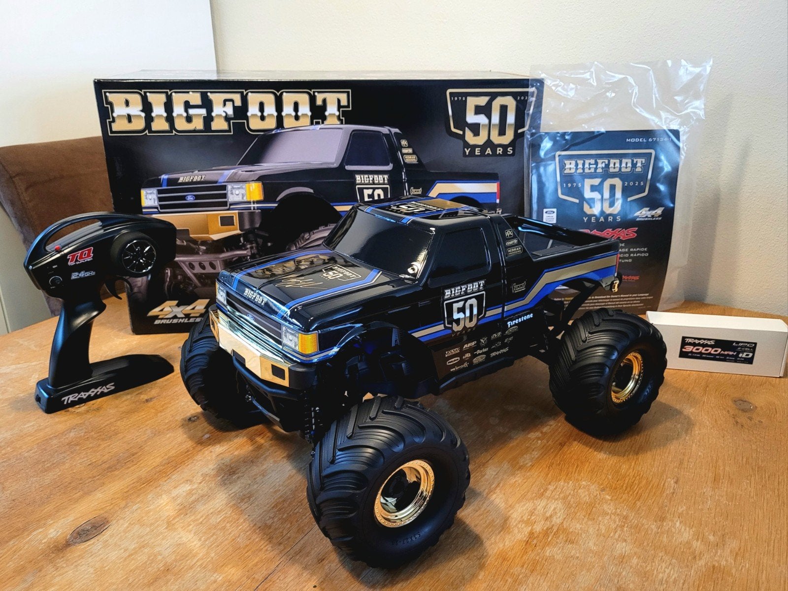 Traxxas bigfoot 50th anniversary 1:10 bls2, Elektro, Auto offroad, Nieuw, Ophalen of Verzenden
