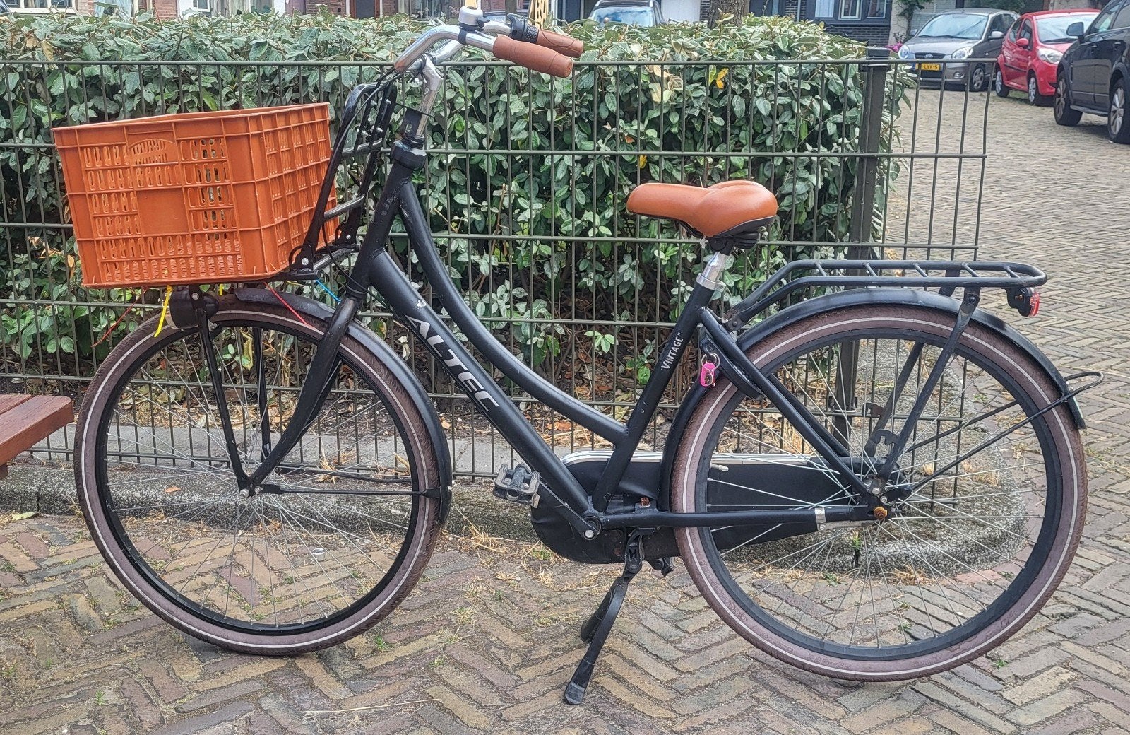 Altec Vintage Damesfiets met 3 versnellingen en stuurslot, Fietsen en Brommers, Fietsen | Dames | Damesfietsen, Terugtraprem, Versnellingen