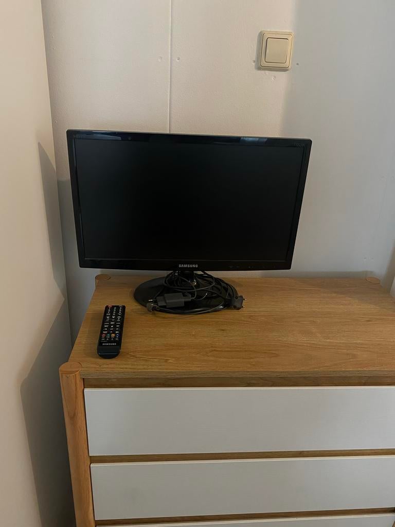Samsung T22C300 LED TV - 22 inch Full HD, Audio, Tv en Foto, Televisies, Ophalen, 50 Hz, Samsung, 40 tot 60 cm