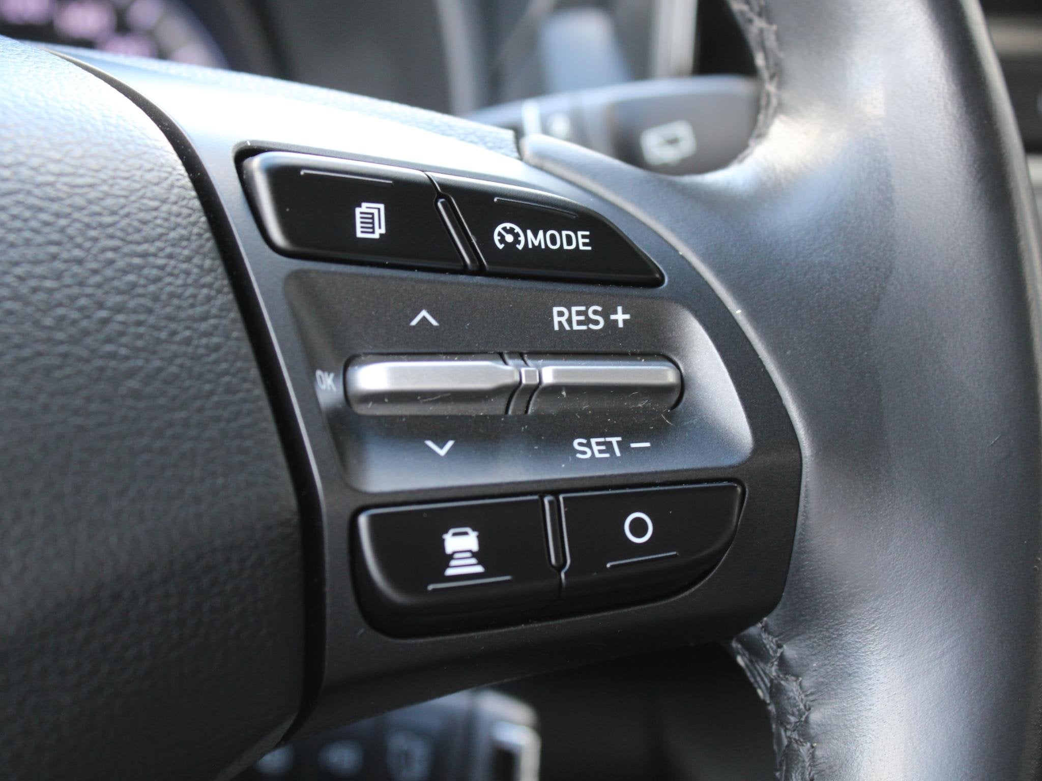 Foto 17 van Hyundai Kona 1.6 GDI HEV Comfort | APPLE CARPLAY | ACHTERUIT