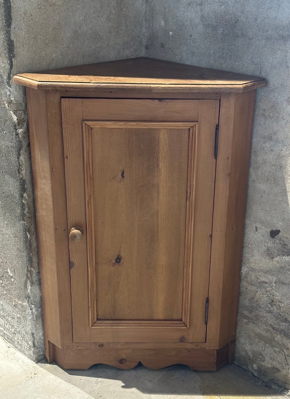 Brocante hoekkastje - grenen - hout, Antiek en Kunst, Ophalen