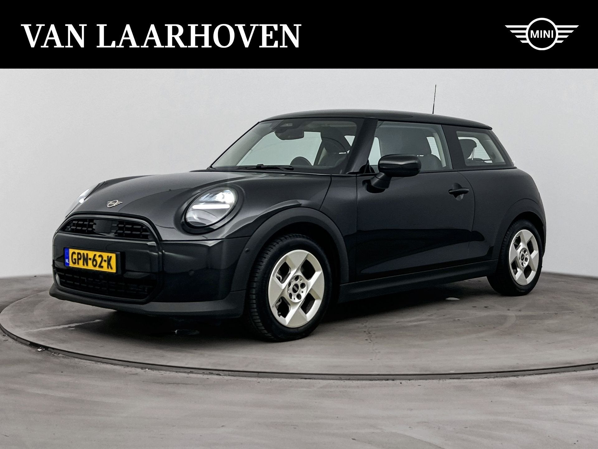MINI Hatchback Cooper C Essential Automaat / LED / Parking A, Auto's, Mini, Bedrijf, Te koop, Cooper, Digitale radio-ontvangst