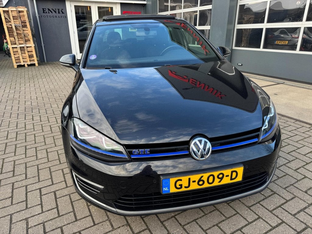 Volkswagen Golf 1.4 TSI GTE / Pano / DAB / Navi Pro / Trekha, 8 kWh, Gebruikt, 4 cilinders, 150 pk