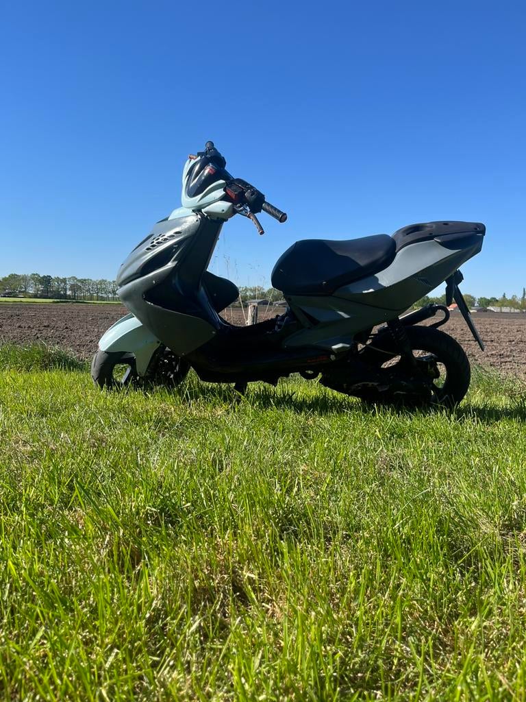 Yamaha aerox, Fietsen en Brommers, Scooters | Yamaha, Ophalen, Gebruikt, Aerox, Maximaal 45 km/u
