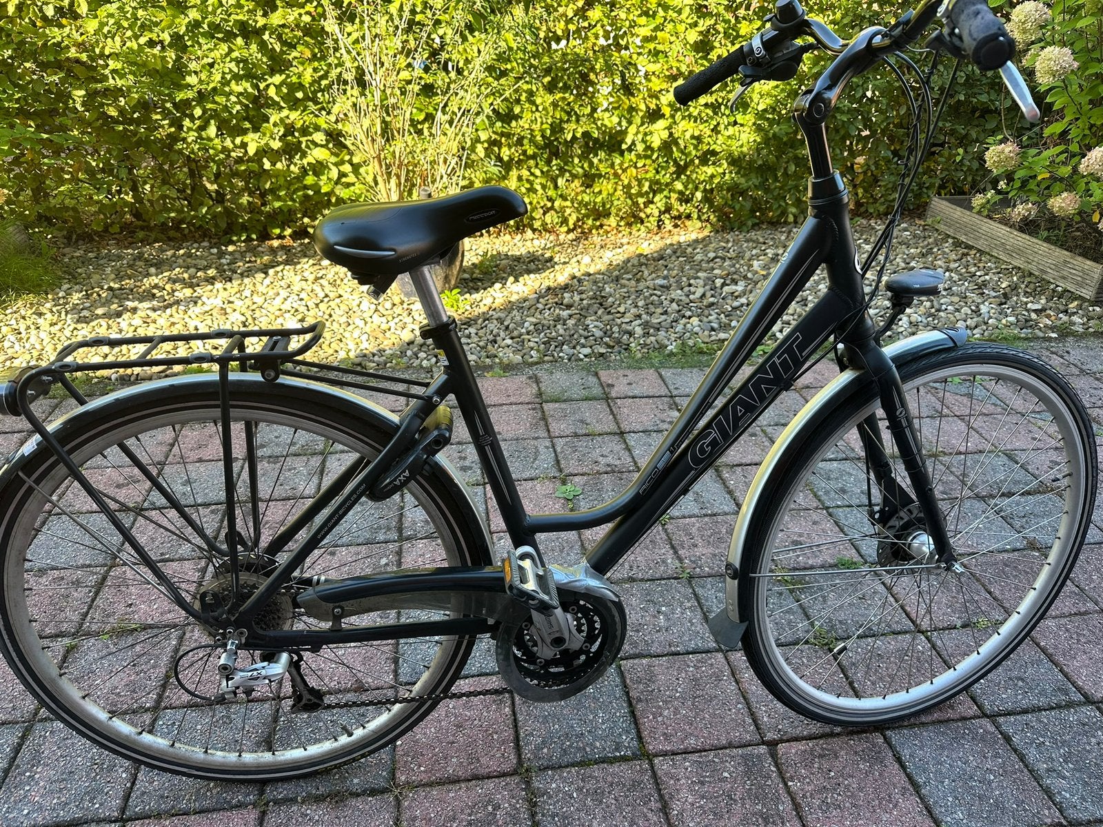 Giant stadsfiets, Fietsen en Brommers, Ophalen, Versnellingen, Giant, Schijfrem