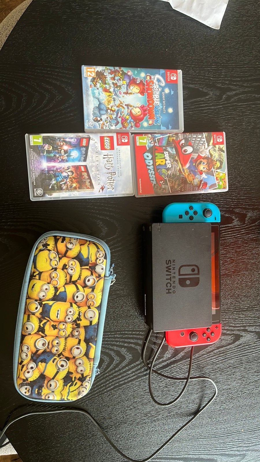 Nintendo Switch(+toebehoren)+3 spellen+draagtas (excl doos), Spelcomputers en Games, Met games, Met 2 controllers, Ophalen of Verzenden