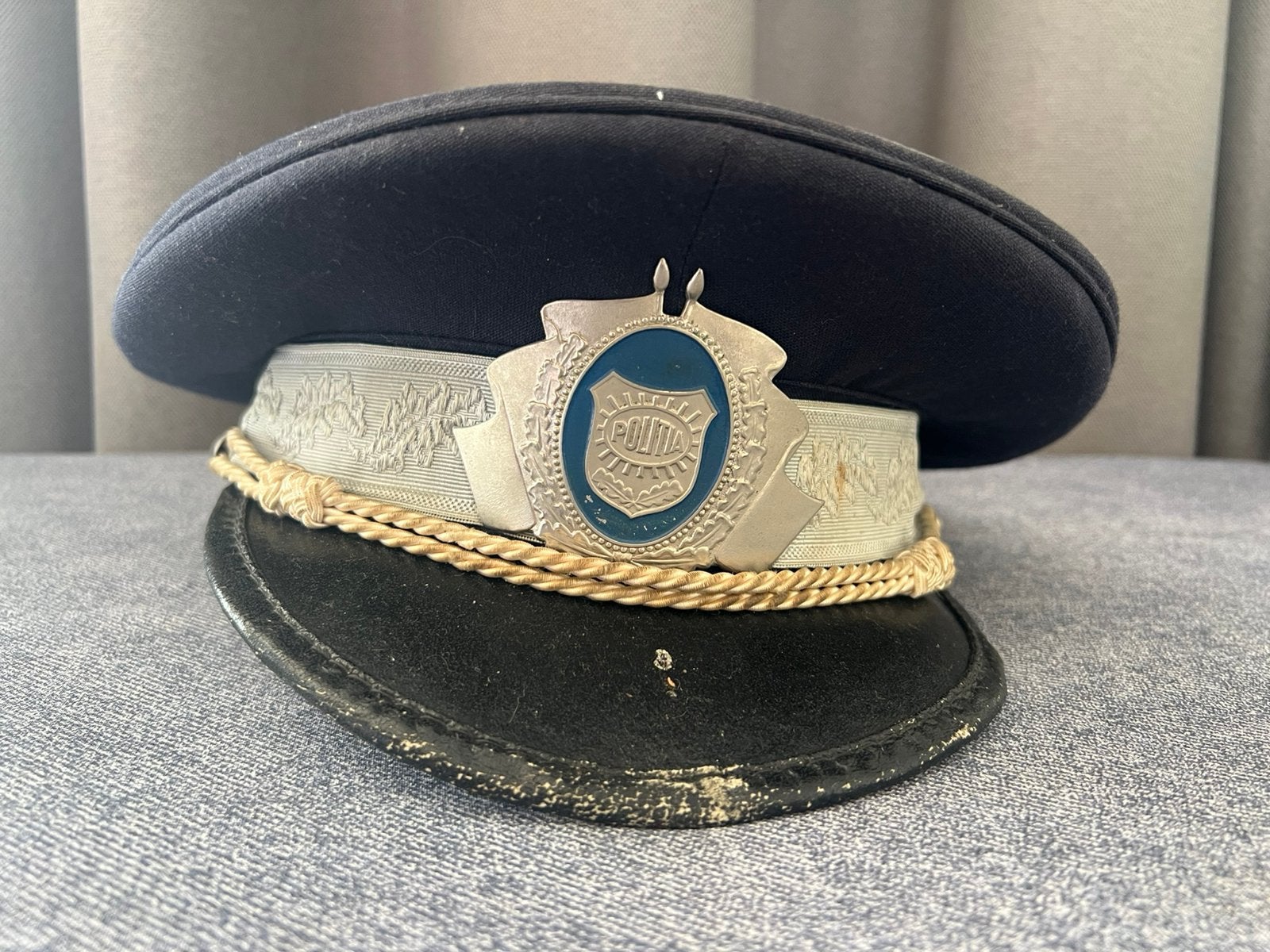 Roemeense politie pet, Ophalen of Verzenden, Nederland, Helm of Baret