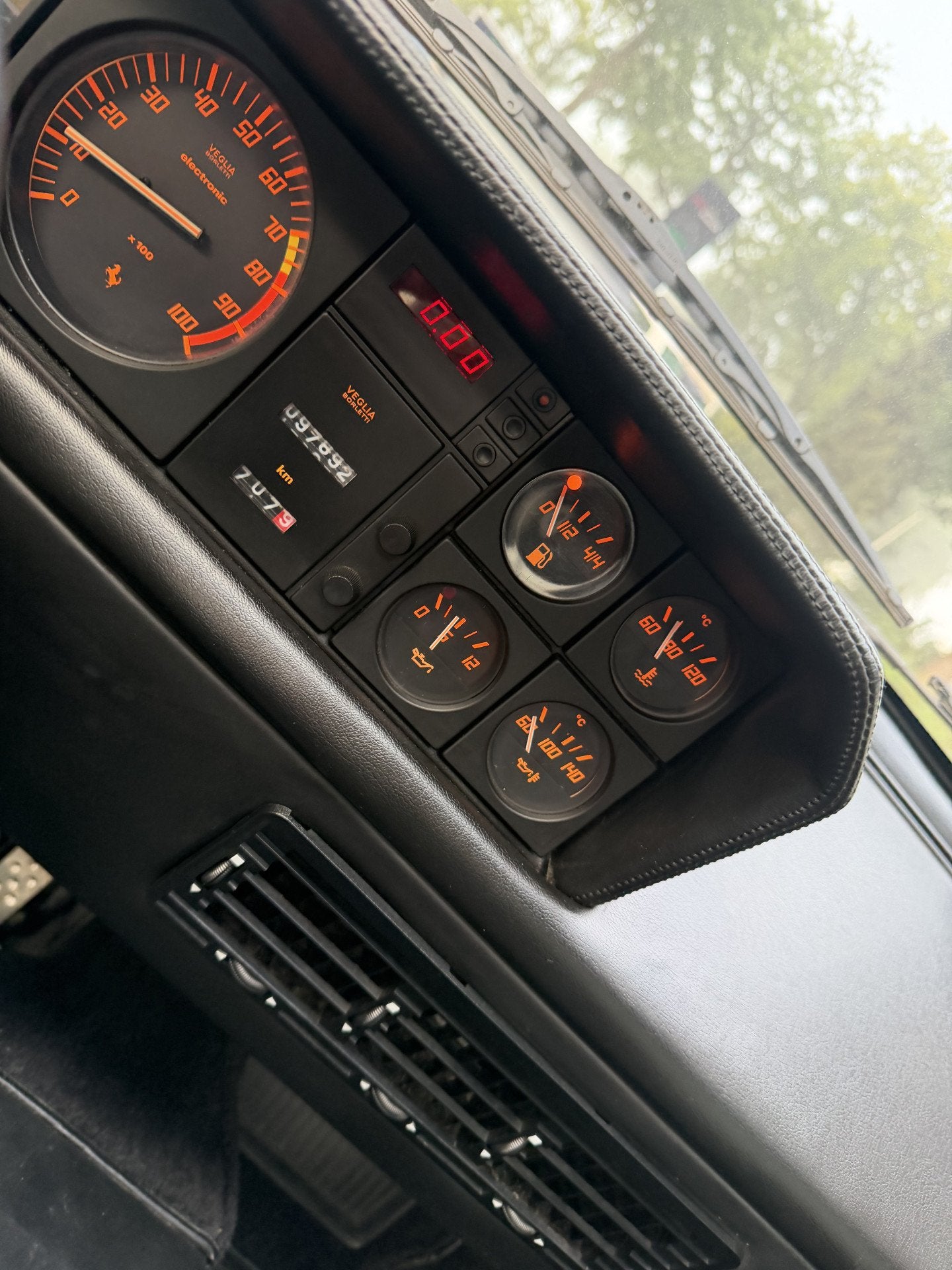 Ferrari Mondial 3.2 Coupé – 1988 – 97.892 km – Zeer b, foto 10