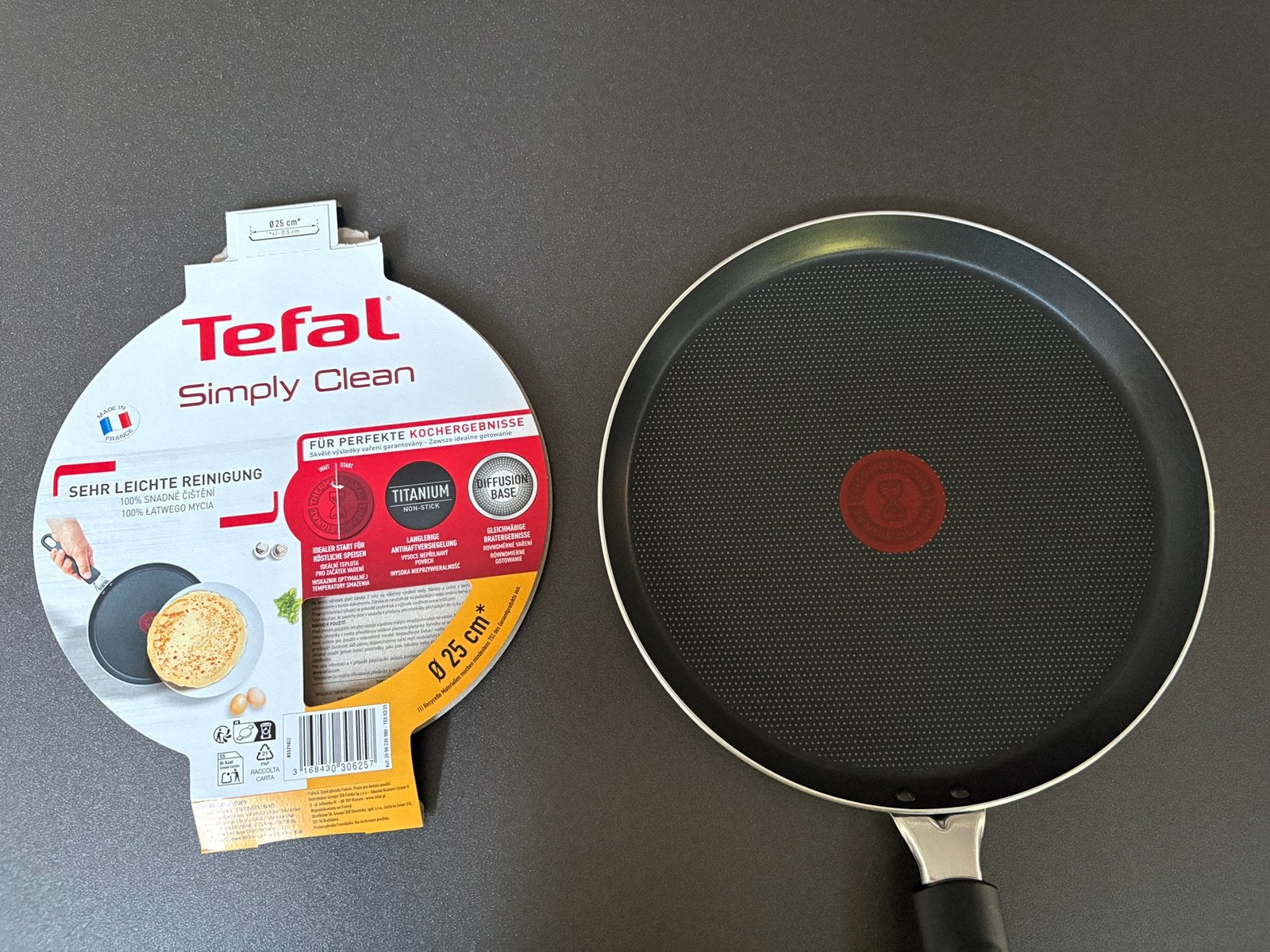 Tefal pannenkoekpan simply clean doorsnede 25 cm, Ophalen of Verzenden, Zo goed als nieuw, Pannenkoekenpan, Tefal