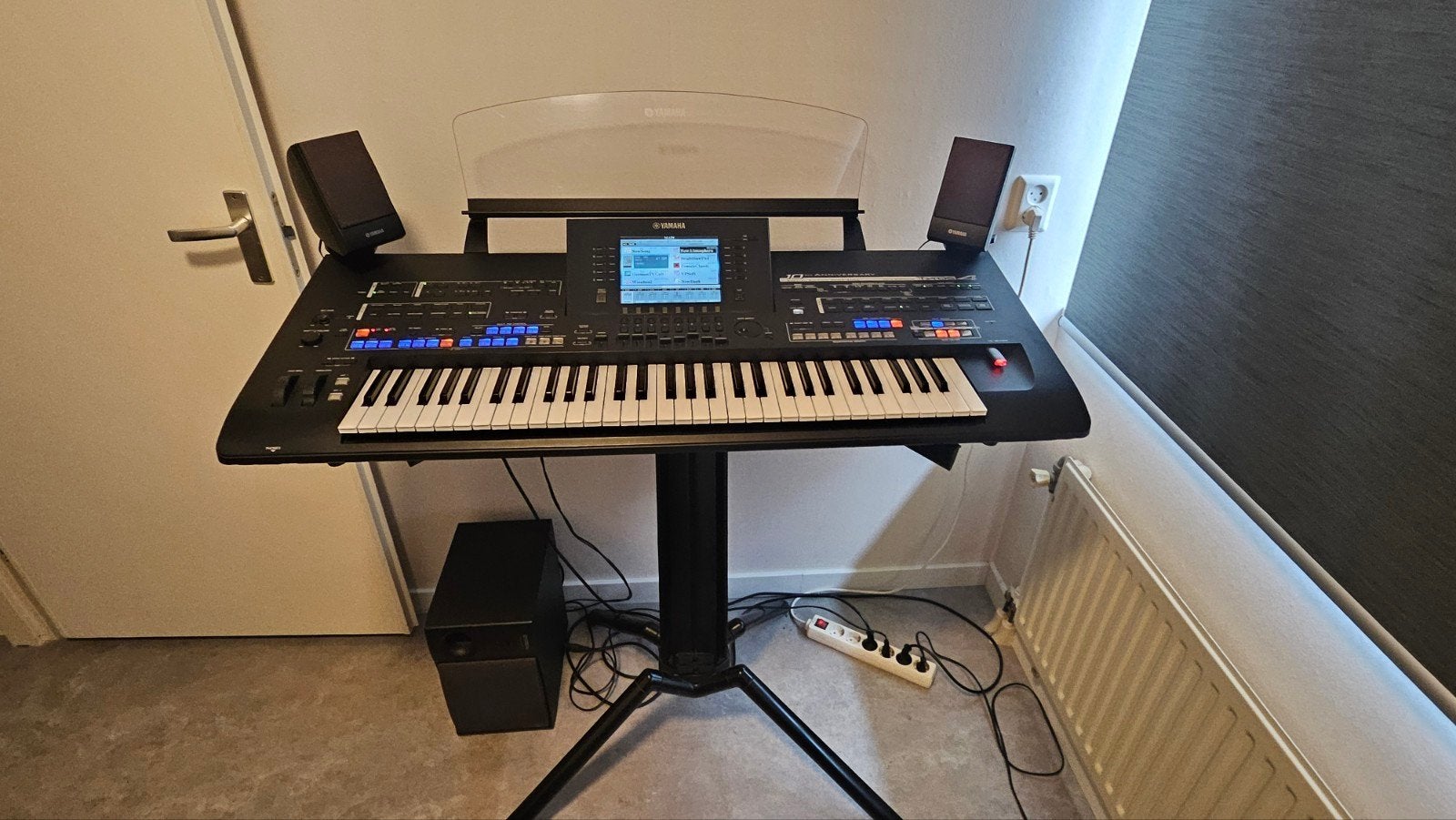 Yamaha Tyros 4B 10e verjaardag Special Edition Arranger, Ophalen, 61 toetsen, Yamaha, Zo goed als nieuw