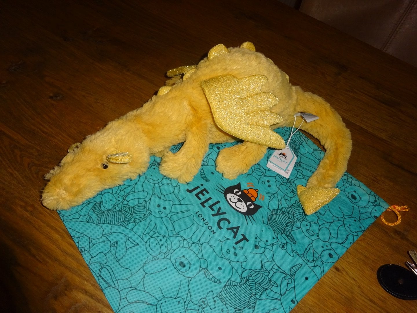 Jellycat Golden Dragon Huge - Uit productie & zeldzaam, Kinderen en Baby's, Jellycat, Overige typen, Middelgroot (20 tot 80 cm)