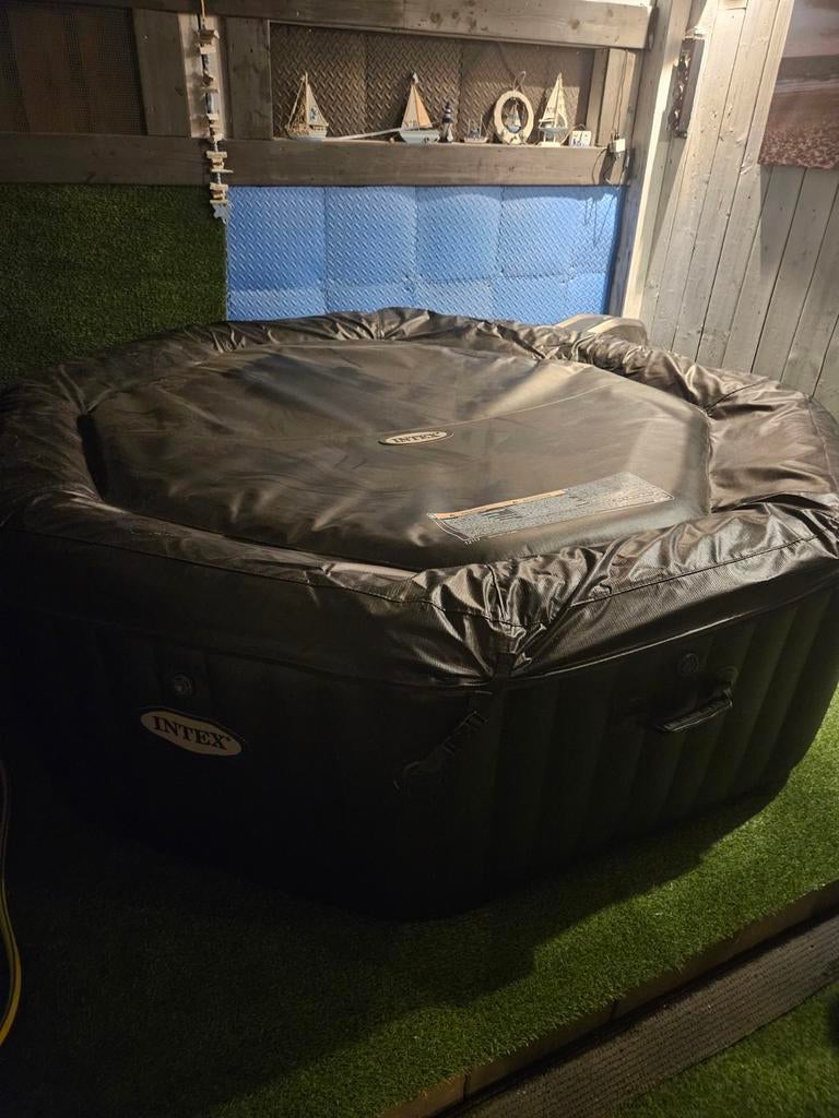 Intex Pure Spa Jet & Bubble Deluxe Opblaasbare Jacuzzi 6p, Tuin en Terras, Bubbelbaden en Hottubs, Ophalen, Zo goed als nieuw