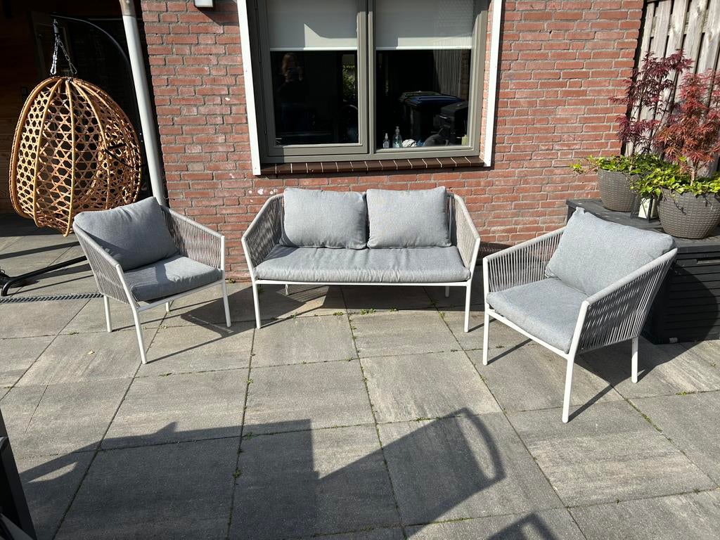 Tuinset. Bank en 2 stoelen., Ophalen, Gebruikt, Bank, 4 zitplaatsen