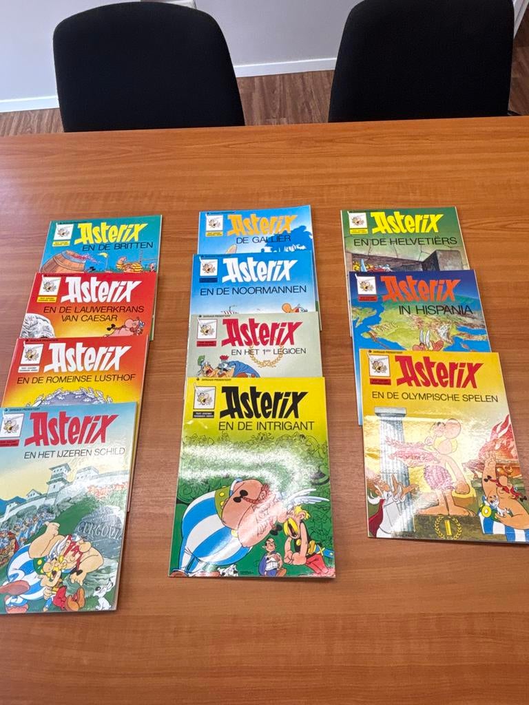 Grote collectie Asterix stripboeken - 11 delen, Meerdere stripboeken, Ophalen of Verzenden, Gelezen