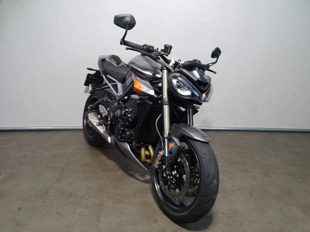 Triumph Street STREET TRIPLE RS € 12.490,00 - foto 2