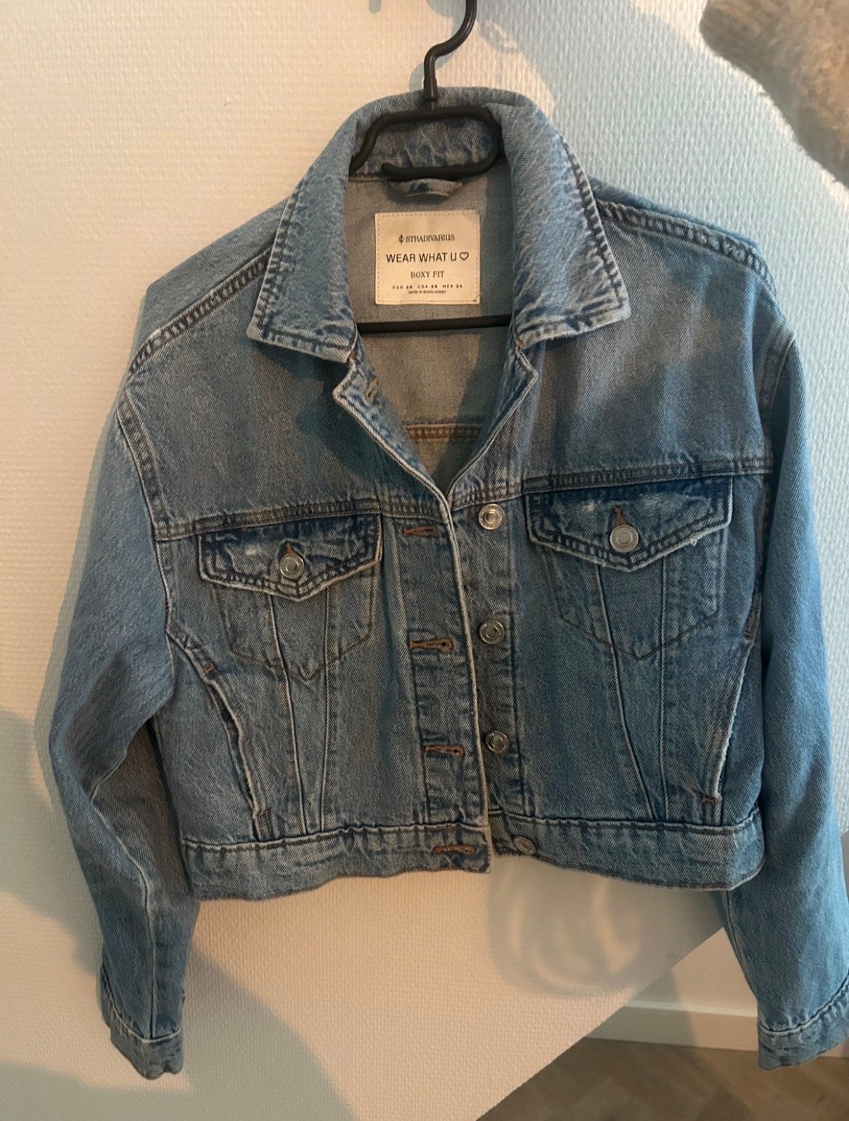 Stradivarius spijkerjack - Boxy Fit, Ophalen of Verzenden, Zo goed als nieuw, Maat 34 (XS) of kleiner, Blauw