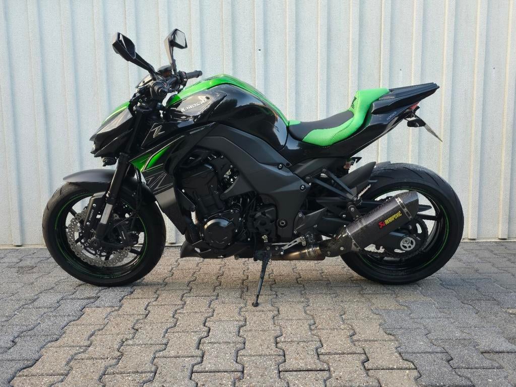 Kawasaki Z1000 2017 - Weinig kilometers, nieuwe voorband, Motoren, 4 cilinders, Motorrijbewijs A, Gebruikt, Particulier