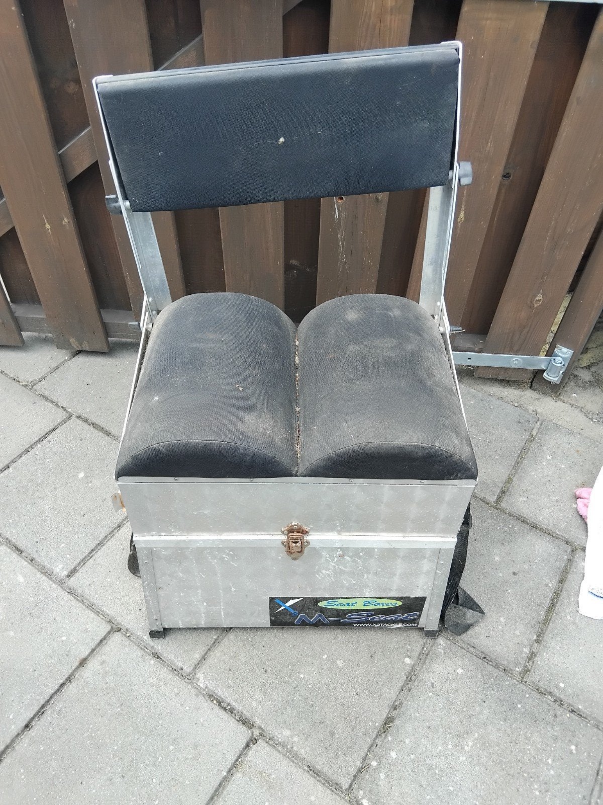 X2 Tackle M-Seat viskist met rugleuning en molen, Ophalen, Gebruikt, Overige typen
