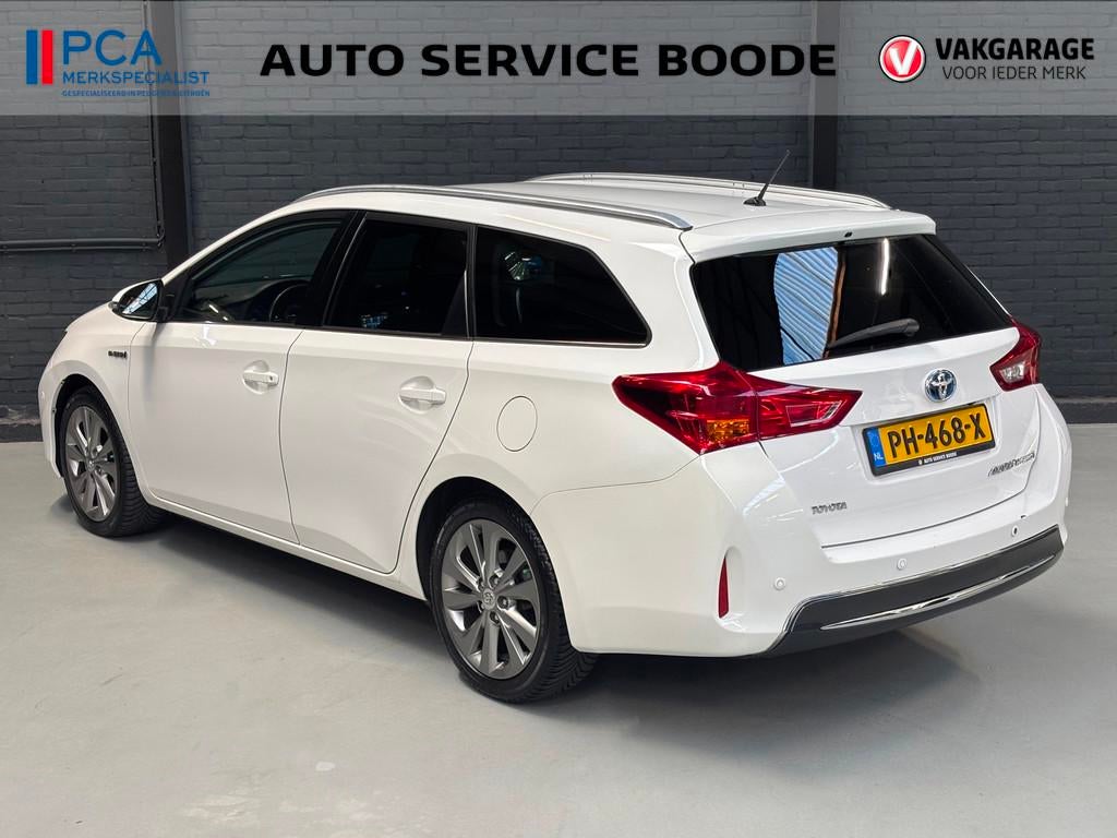 Toyota Auris Touring Sports 1.8 Hybrid Dynamic - camera- cru, Euro 5, Stof, Gebruikt, Wit