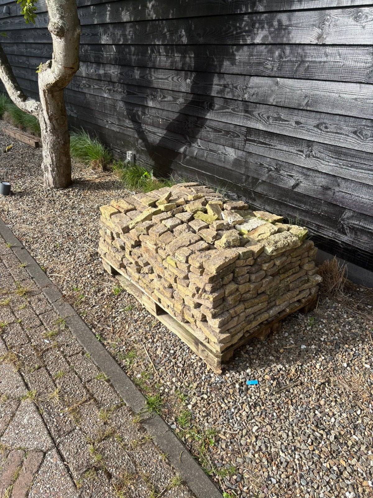 Boeren geeltjes ca. 1100 stuks, Ophalen, Beton, Klinkers