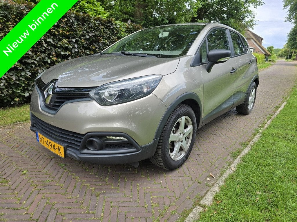 Renault Captur 0.9 TCe Authentique (bj 2013), Auto's, Renault, Voorwielaandrijving, Gebruikt, 49 €/maand, Handgeschakeld