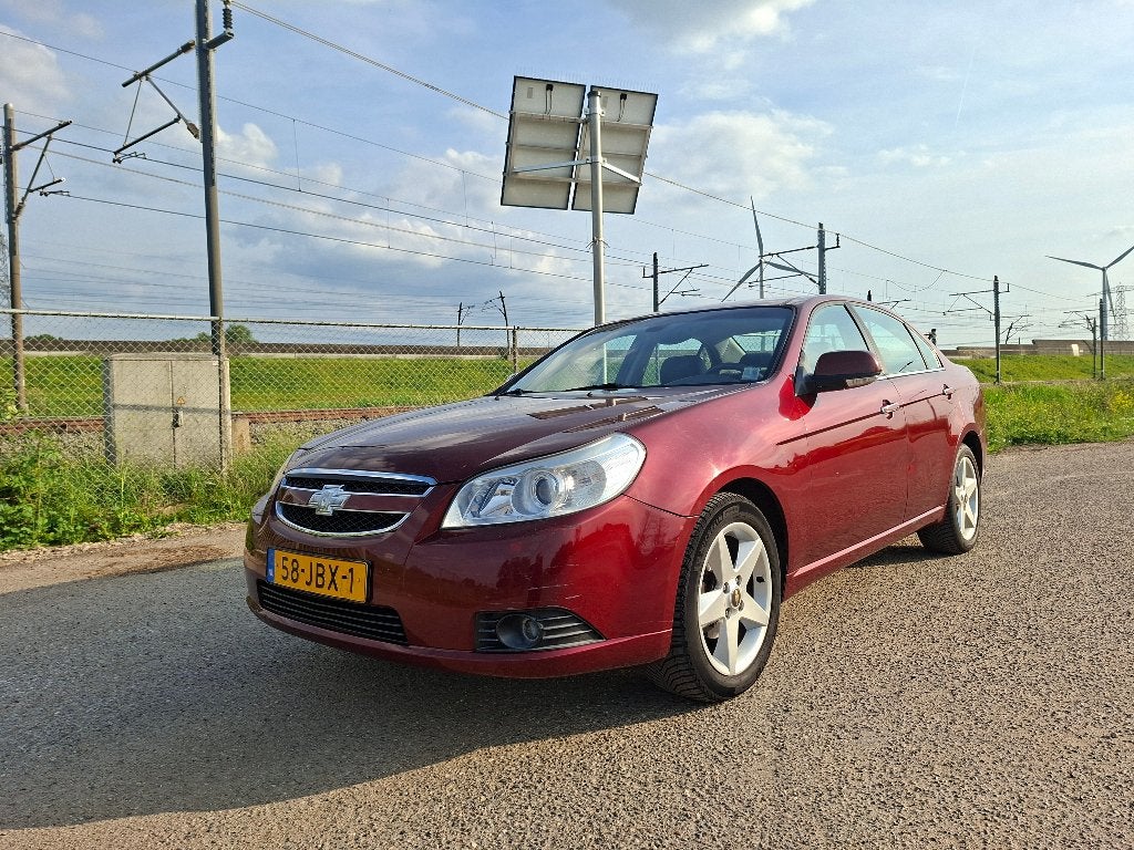 GERESERVEERD Chevrolet Epica 2.5 Automaat 2009 Rood Airco, Auto's, Chevrolet, Zwart, 156 pk, 700 kg, Bedrijf