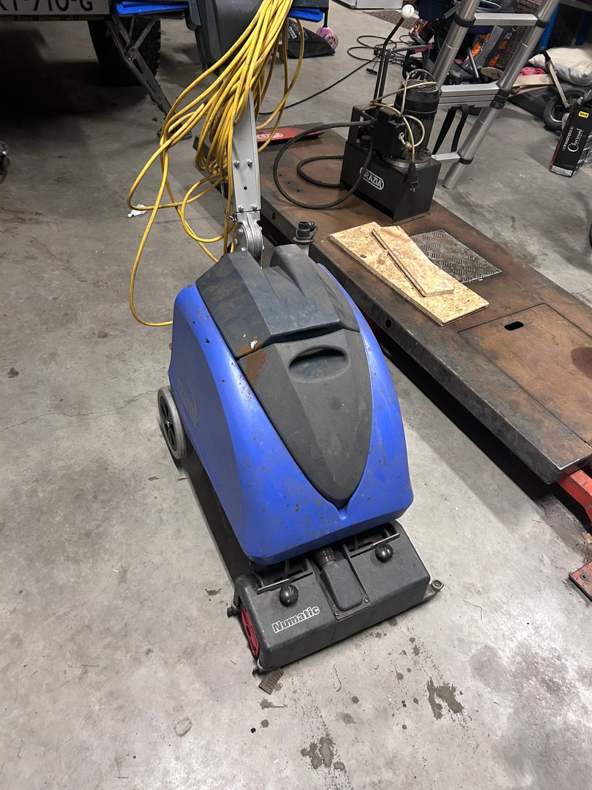 Numatic TT1535 Schrobzuigmachine, Ophalen, Gebruikt, Schrobmachine