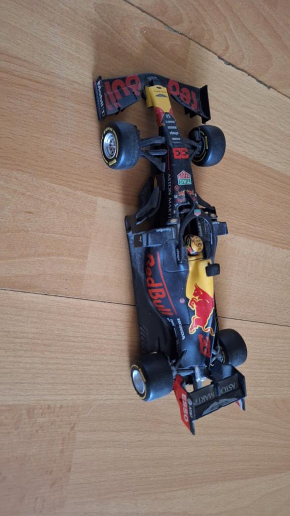 Red Bull Formule 1 Auto 1/24 Schaalmodel, Ophalen, Gebruikt, Formule 1