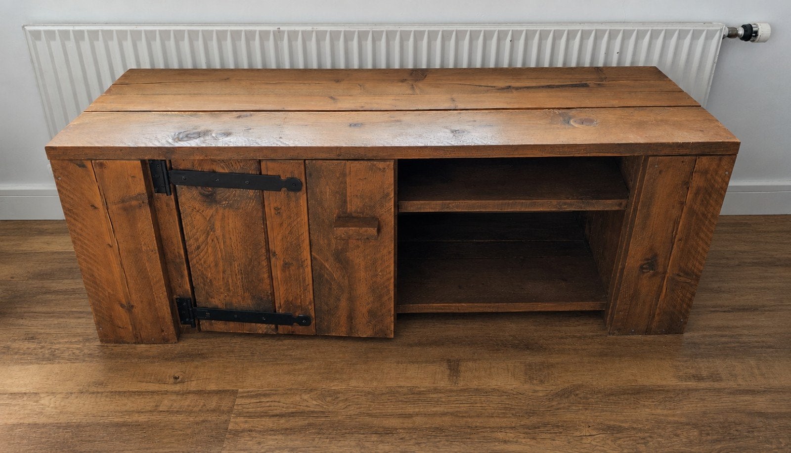 MOET NU WEG Dressoir | Tv meubel | steigerhout | robuust, Ophalen, Zo goed als nieuw, 25 tot 50 cm, Minder dan 100 cm