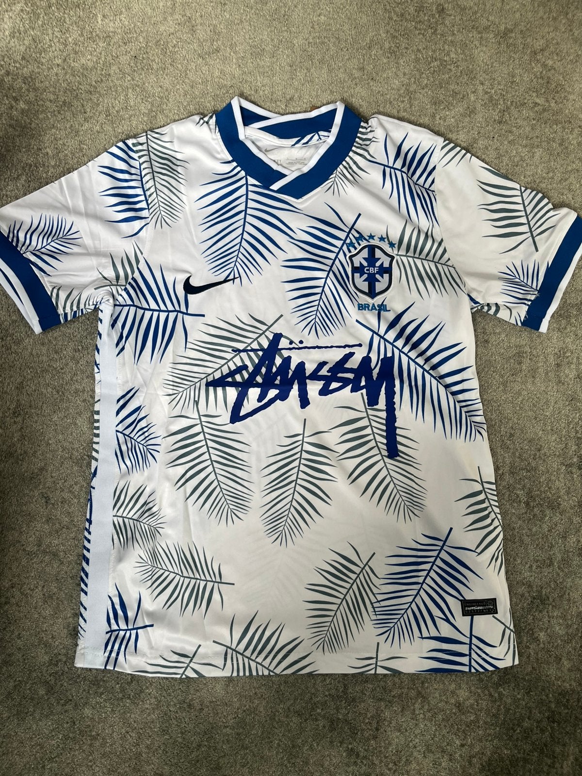 Stussy x Nike x Brazil Voetbalshirt - Maat L, Ophalen of Verzenden, Zo goed als nieuw, Maat 48/50 (M), Wit