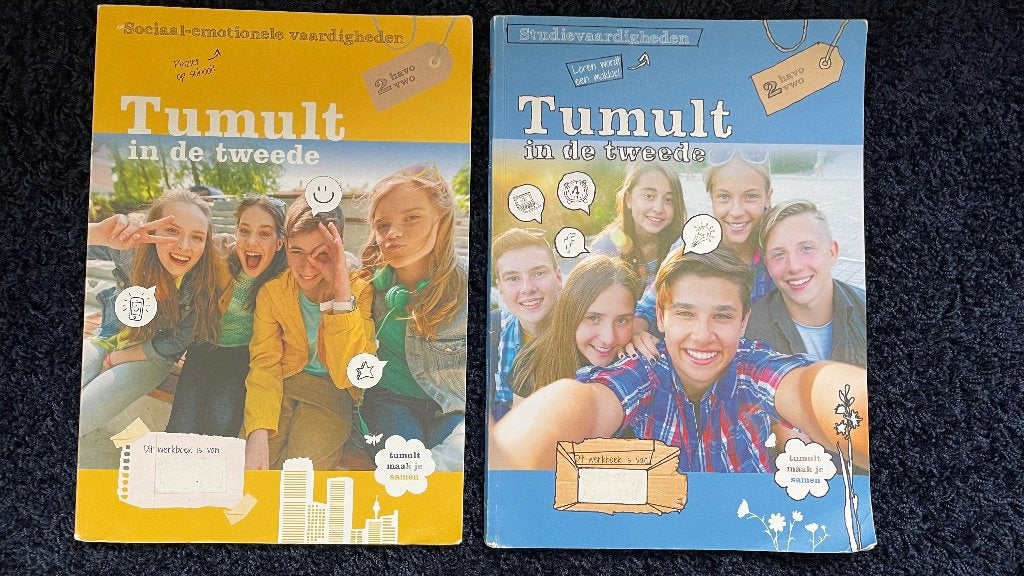 Tumult in de tweede 2 Havo VWO mentorlessen, Ophalen of Verzenden, Zo goed als nieuw, HAVO