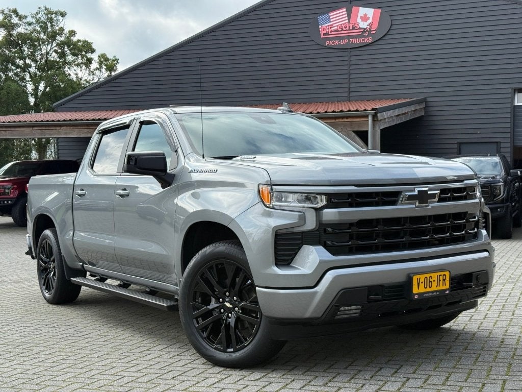 Chevrolet Silverado RST 3.0L L6 Duramax Diesel Bedrijfswagen, Auto's, Automaat, Zwart, Leder en Stof, Diesel