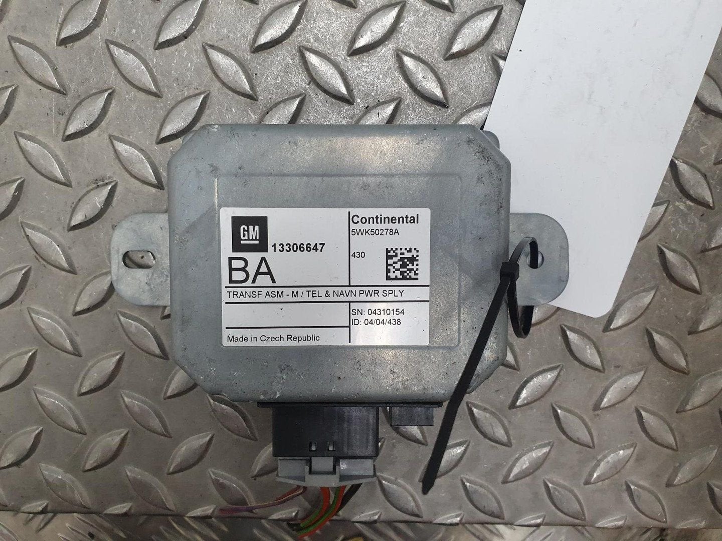 OPEL CORSA COMPUTER ECU 2011, Auto-onderdelen, Ophalen of Verzenden, Gebruikt, Stiba lid