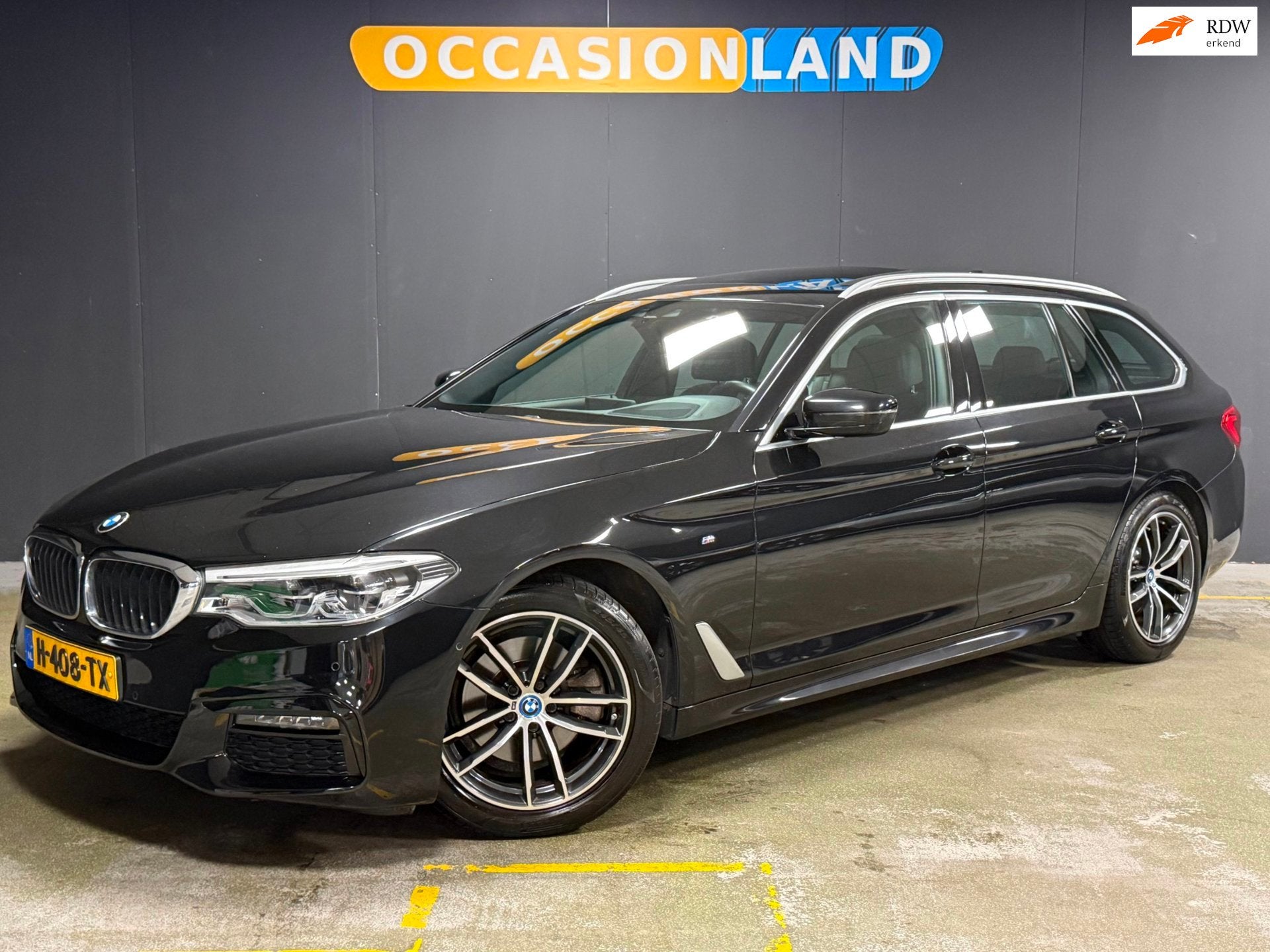 BMW 5-serie Touring 520i High Executive Edition M |PANO|HUD|, Auto's, Automaat, 1998 cc, Achterwielaandrijving, Gebruikt