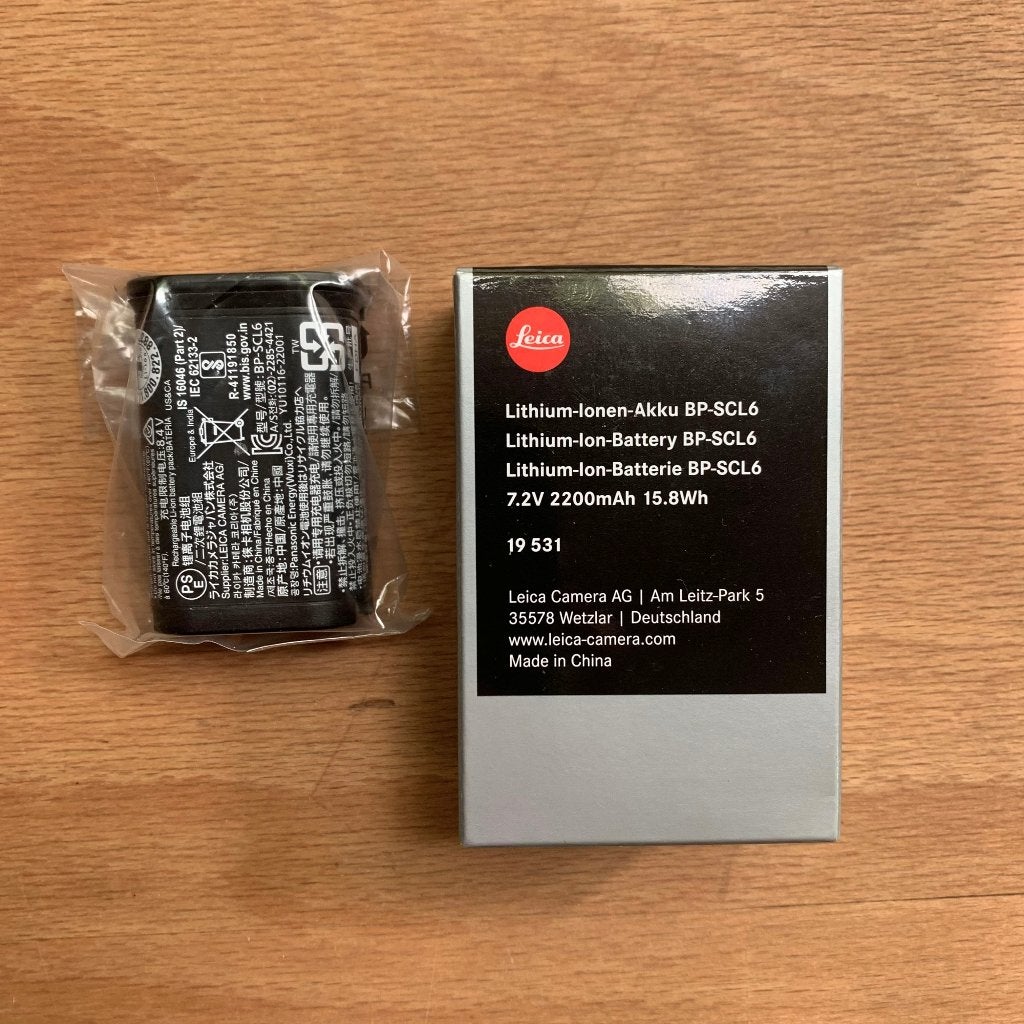 LEICA BP-SLC6 batterij SL Q3, Ophalen of Verzenden, Zo goed als nieuw, Leica, Geen optische zoom