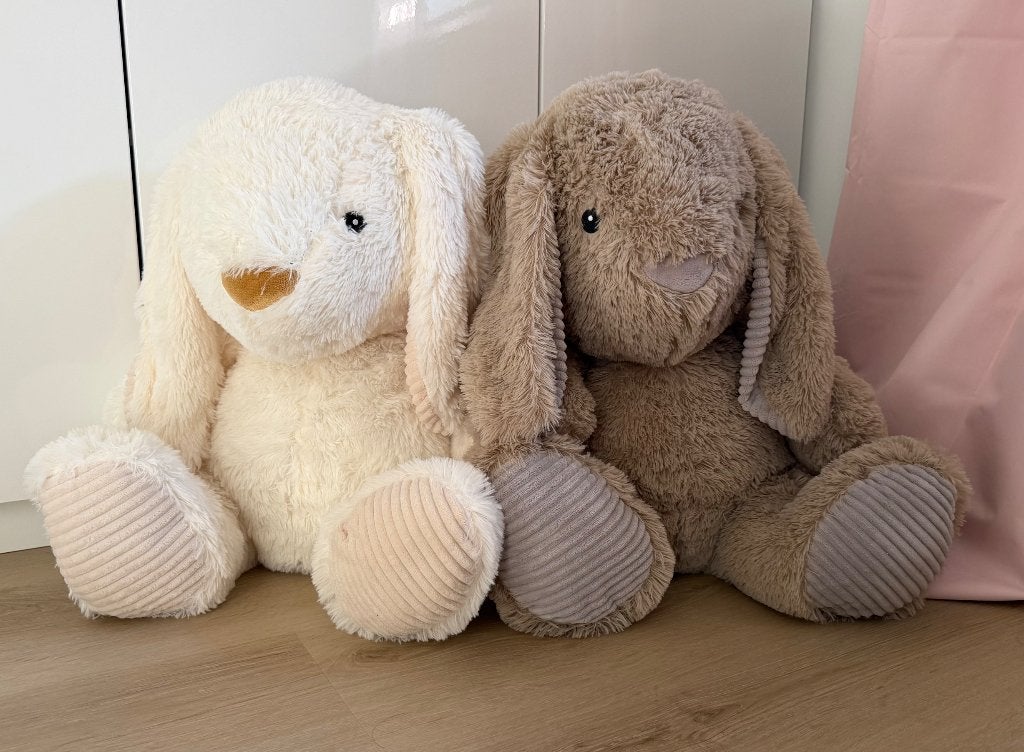 Knuffel konijn groot 2 stuks Action, Ophalen, Nieuw, Konijn