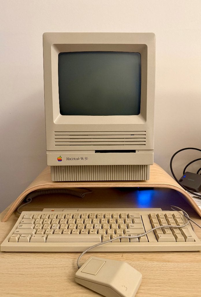 Macintosh SE/30, Ophalen, Apple
