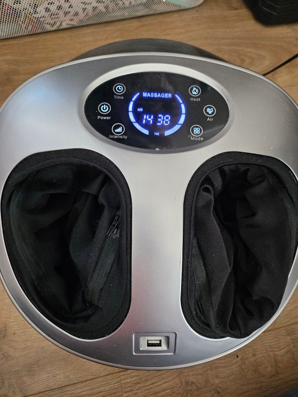 Voetmassageapparaat met warmte en luchtdruk, Ophalen, Zo goed als nieuw, Apparaat