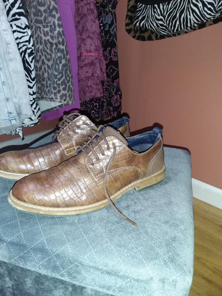 Nette bruine schoenen maat 40 - Venice, Bruin, Ophalen of Verzenden, Venice, Gedragen