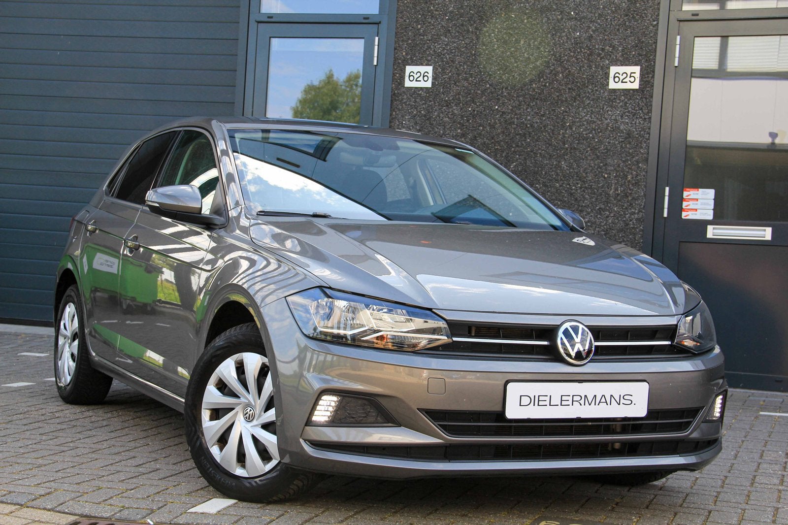 Volkswagen Polo 1.0 TSI | 7-DSG | Carplay | Stoelverwarming, Auto's, Volkswagen, Stof, Zwart, Met garantie (alle), 49 €/maand