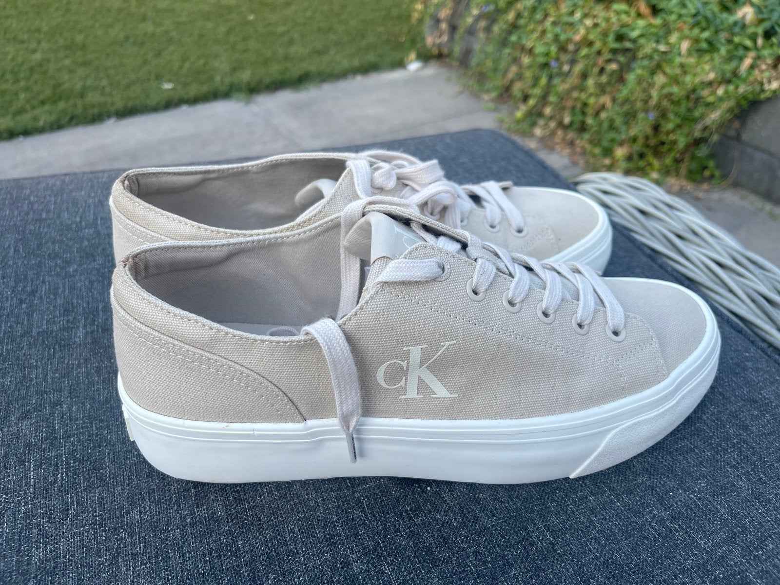Calvin Klein Jeans sneakers maat 43, Beige, Ophalen of Verzenden, Sneakers of Gympen, Gedragen